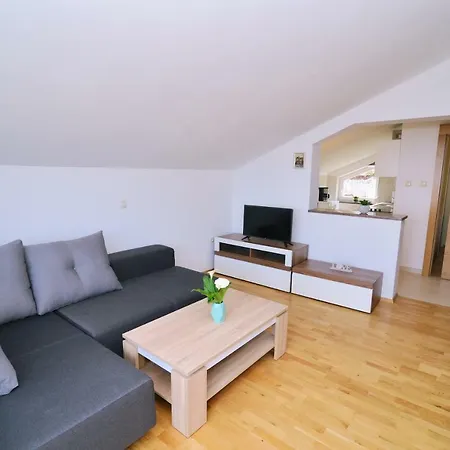 Krupic Apartman Abbázia