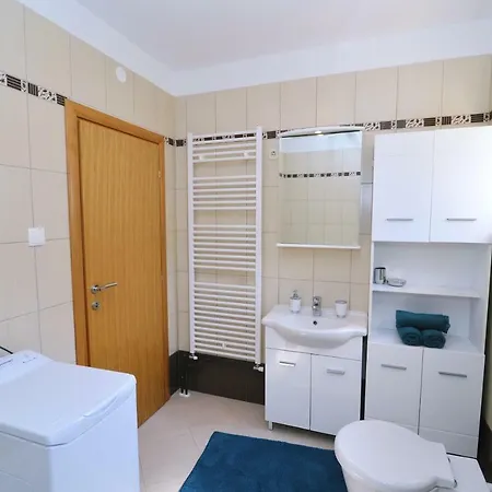 Krupic * Οπατία